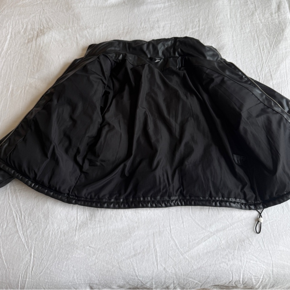 H&M Black Faux Leather Puffer Bomber Jacket size medium - Picture 6 of 10